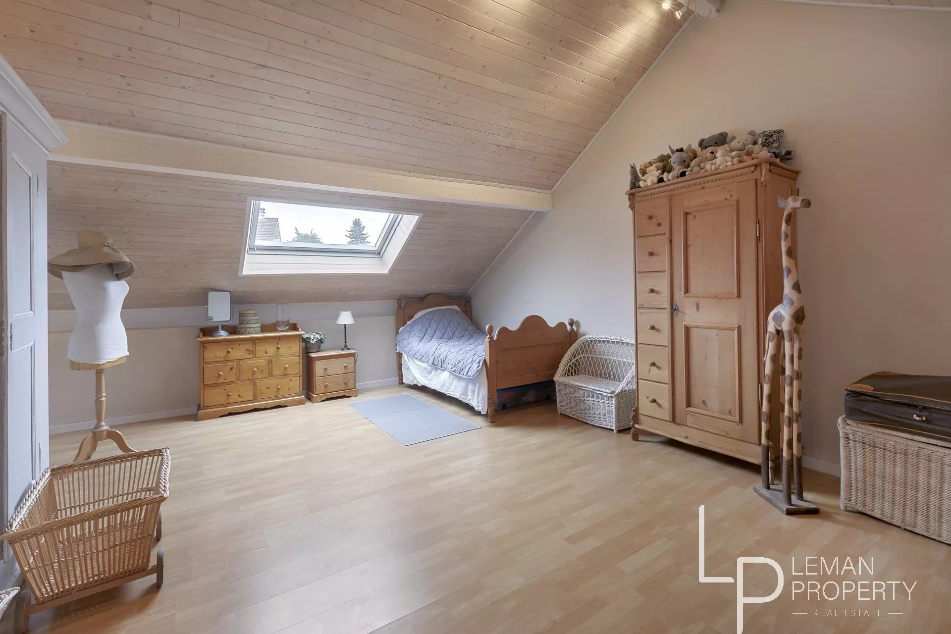 Vente de Maison / Villa d'une surface de 196 m2