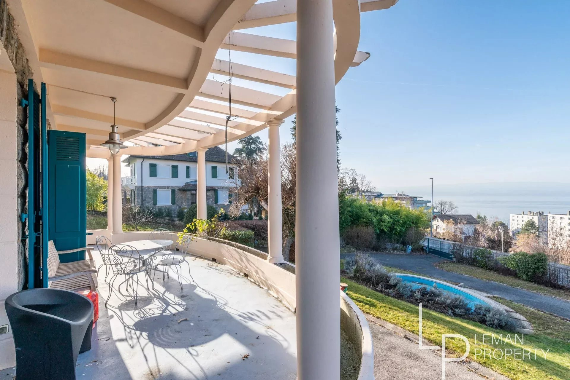 Propriété bourgeoise avec vue lac – Évian