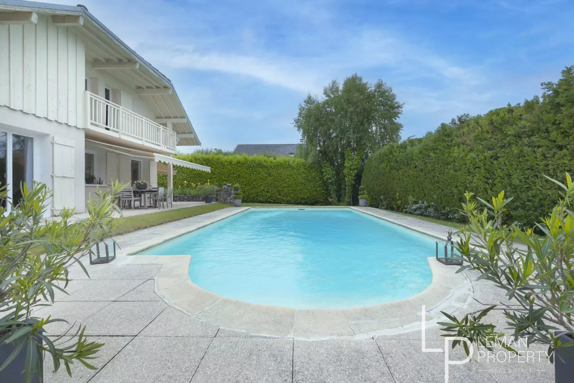 Vente de Maison / Villa d'une surface de 196 m2