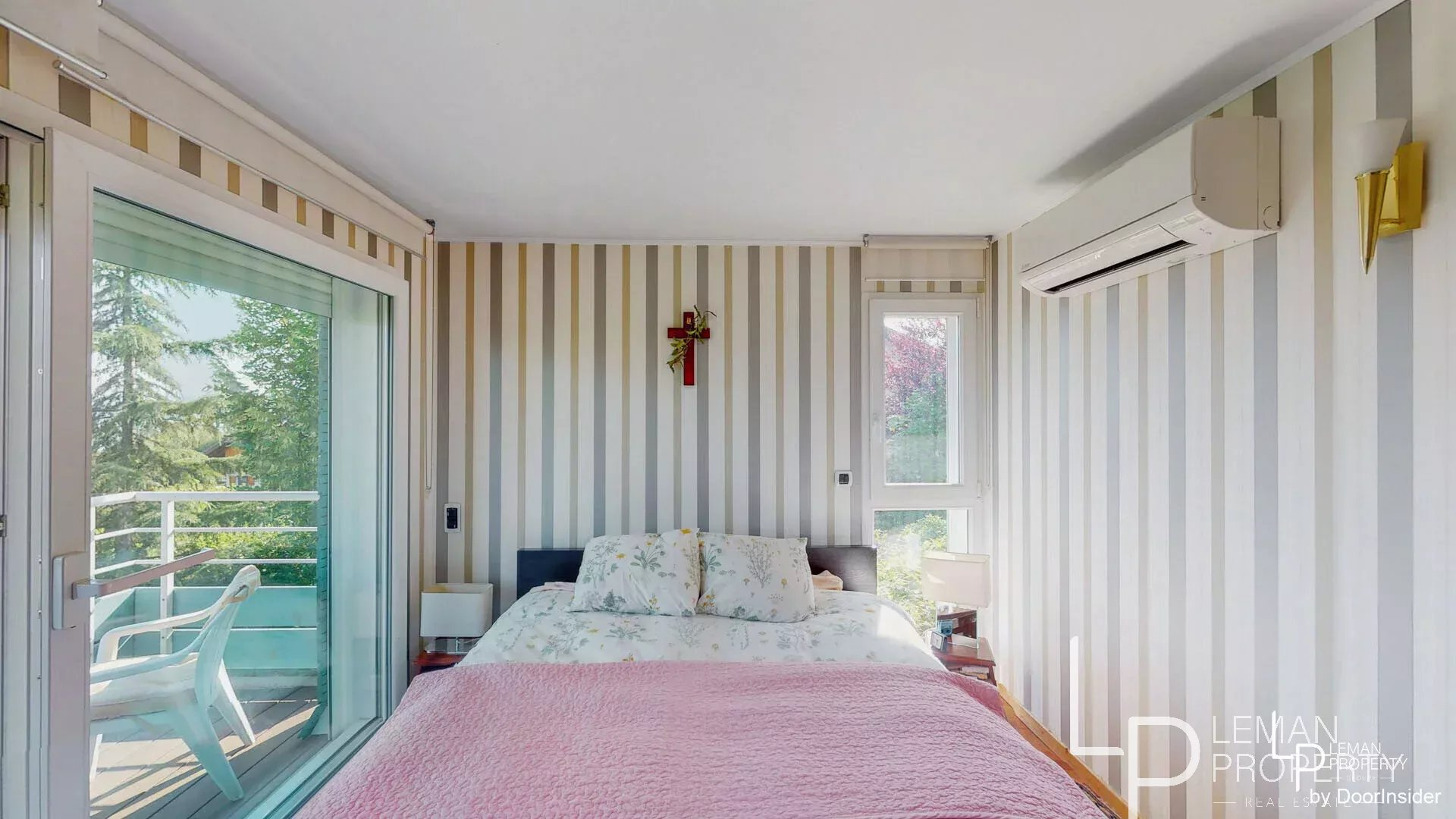 Maison / Villa en vente sur www.leman-property.com