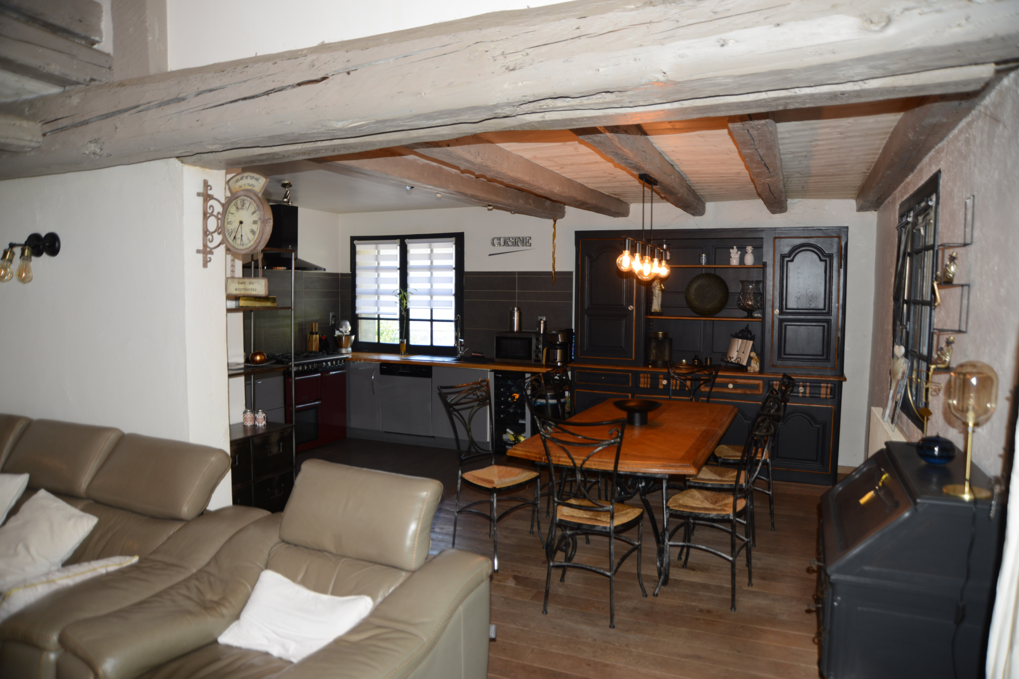 DOUSSARD – Propriété avec vue montagnes