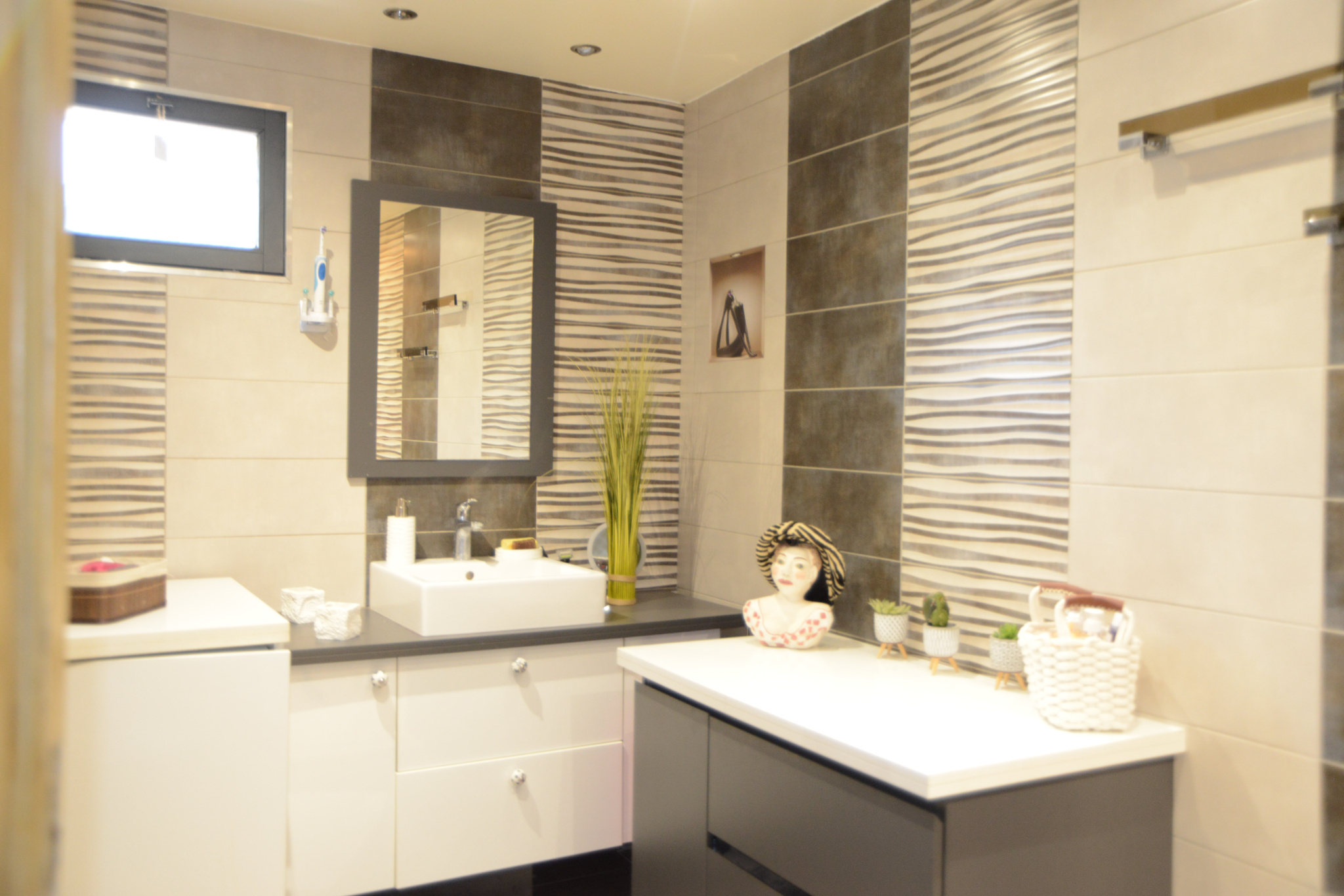 Maison / Villa de 240 m2 comprenant 8 pièces