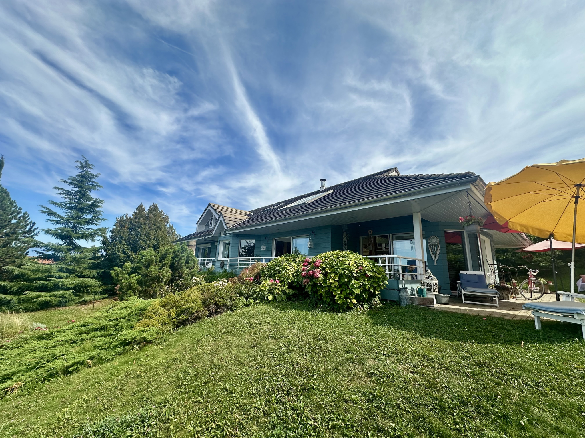 L'agence Leman property vous propose un Maison / Villa à la vente