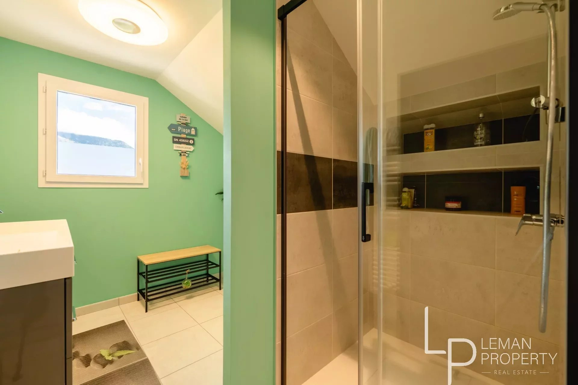 L'agence Leman property vous propose un Maison / Villa à la vente