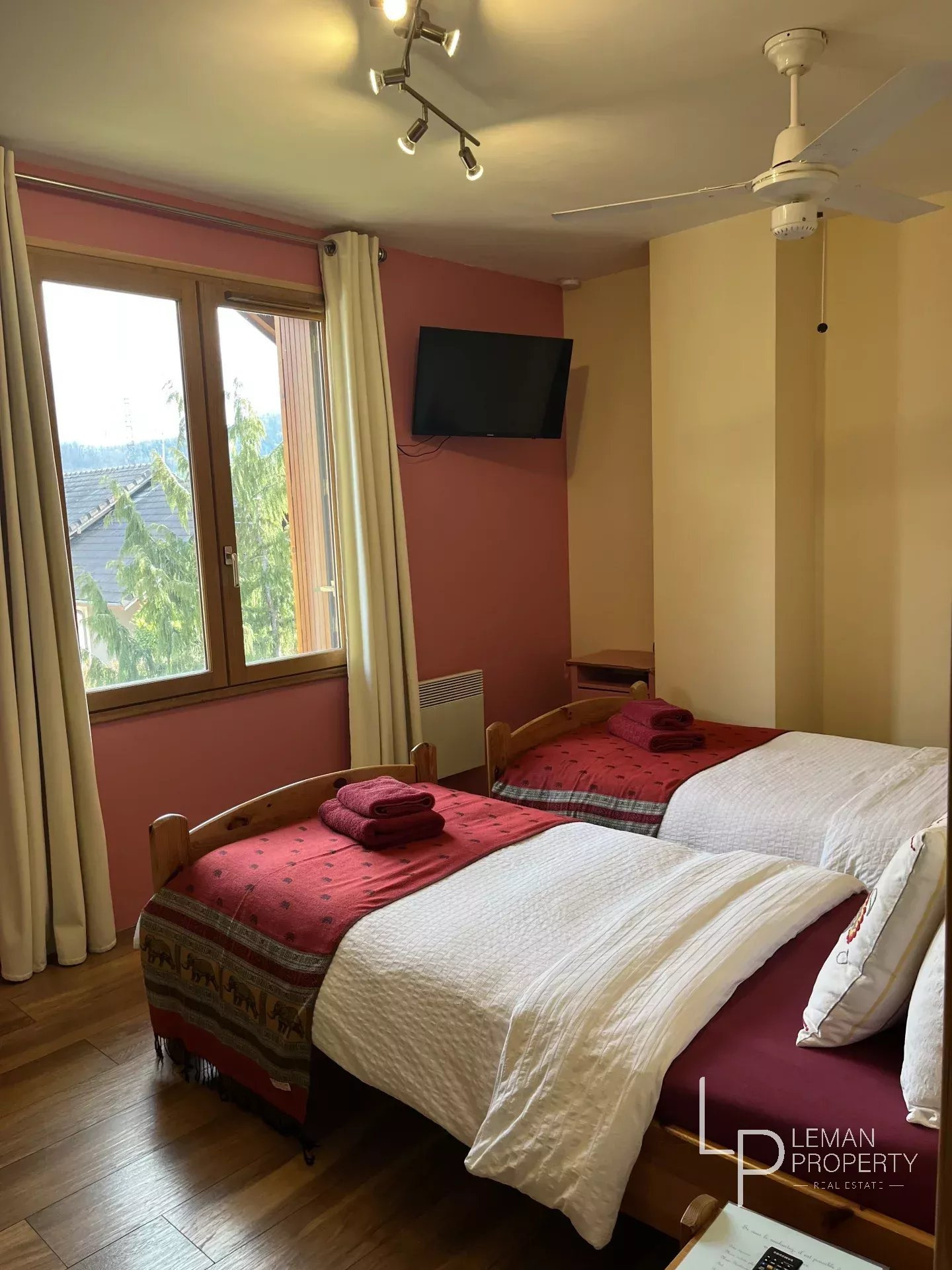 Maison / Villa de 161 m2 comprenant 6 pièces