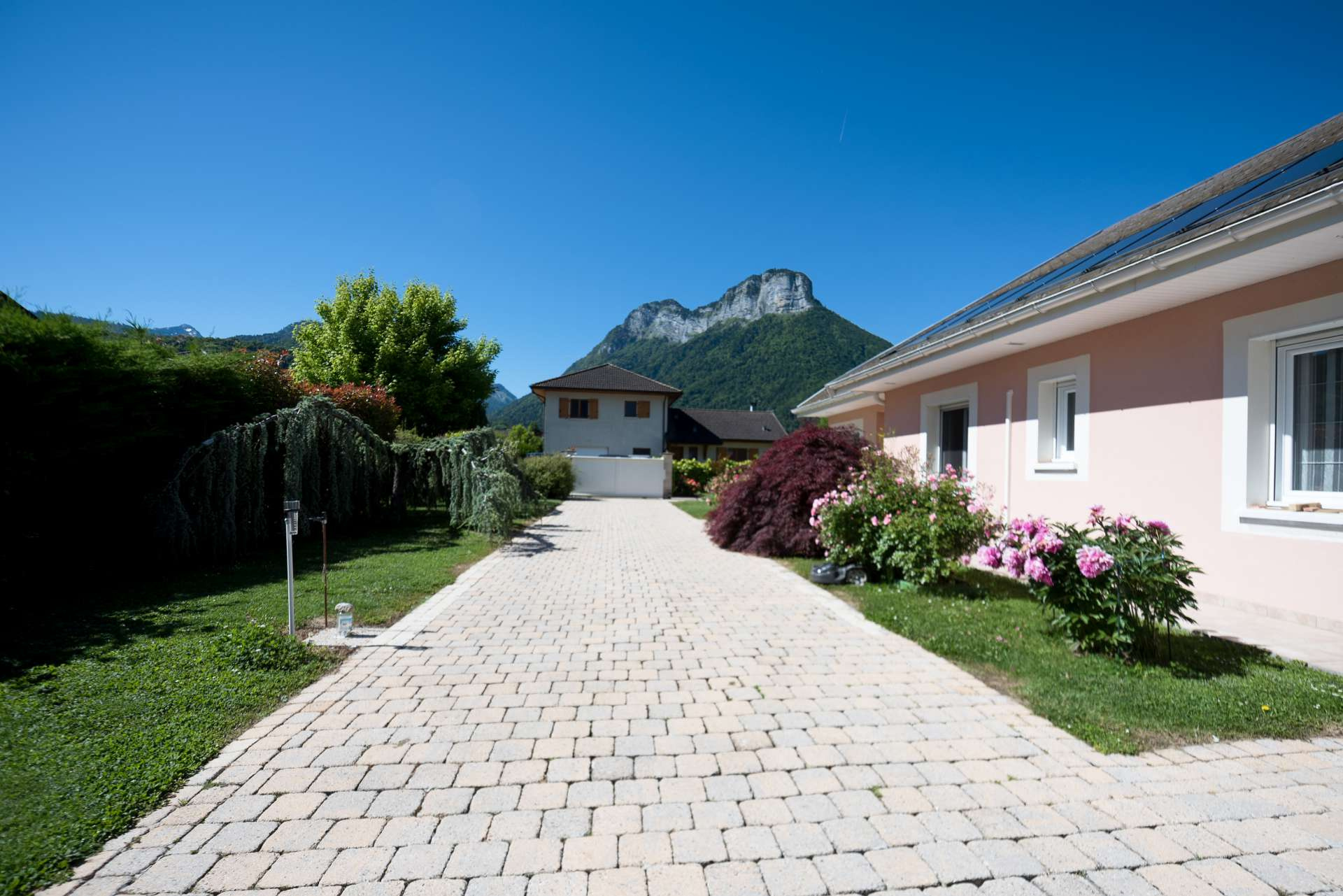 Maison / Villa de 132 m2 comprenant 5 pièces