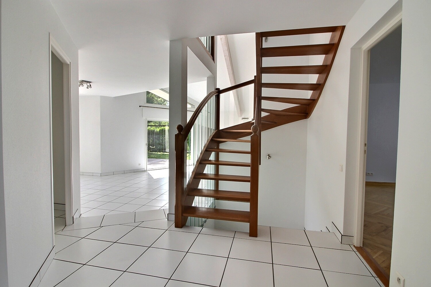 L'agence Leman property vous propose un Maison / Villa à la vente