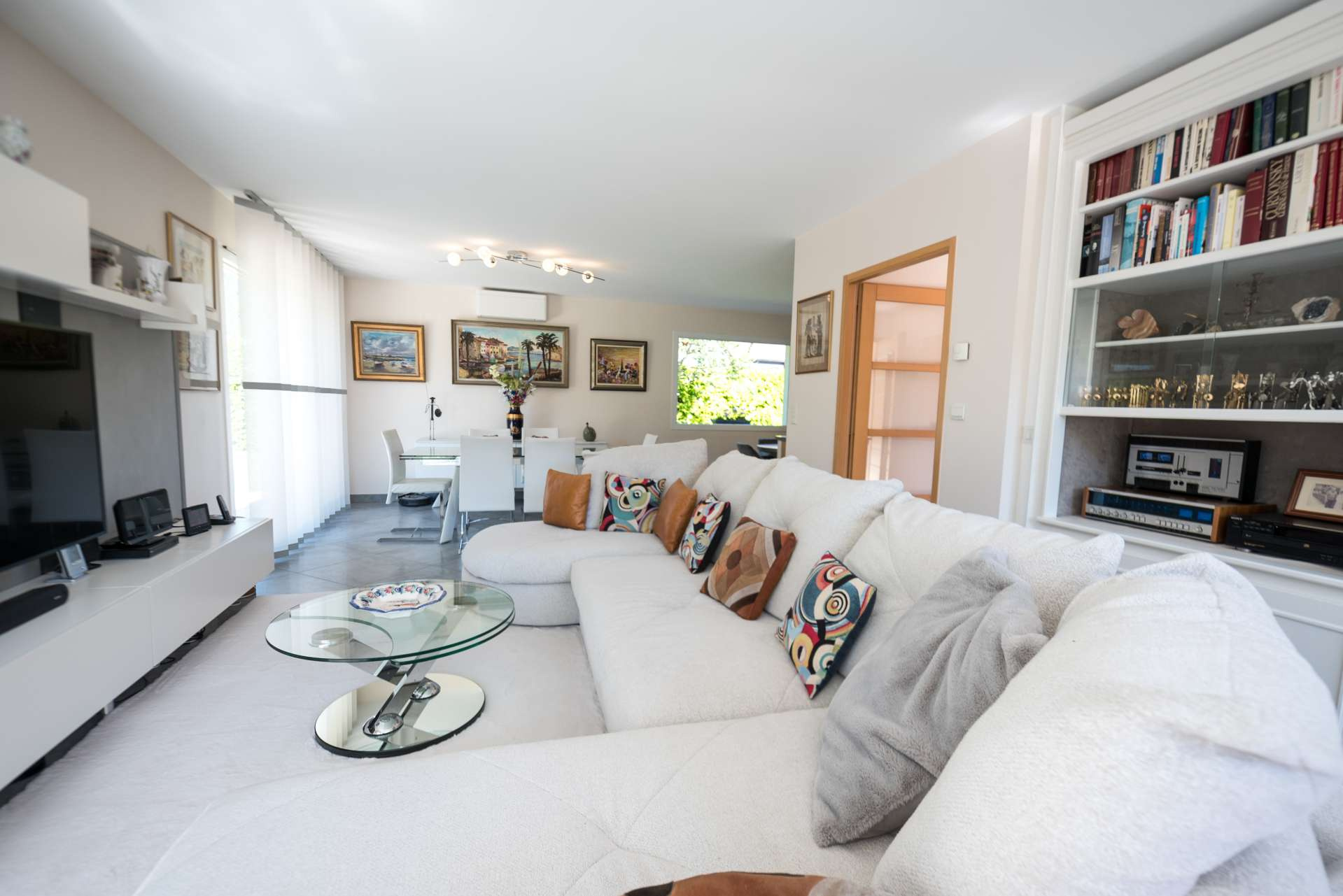 Maison / Villa en vente sur www.leman-property.com