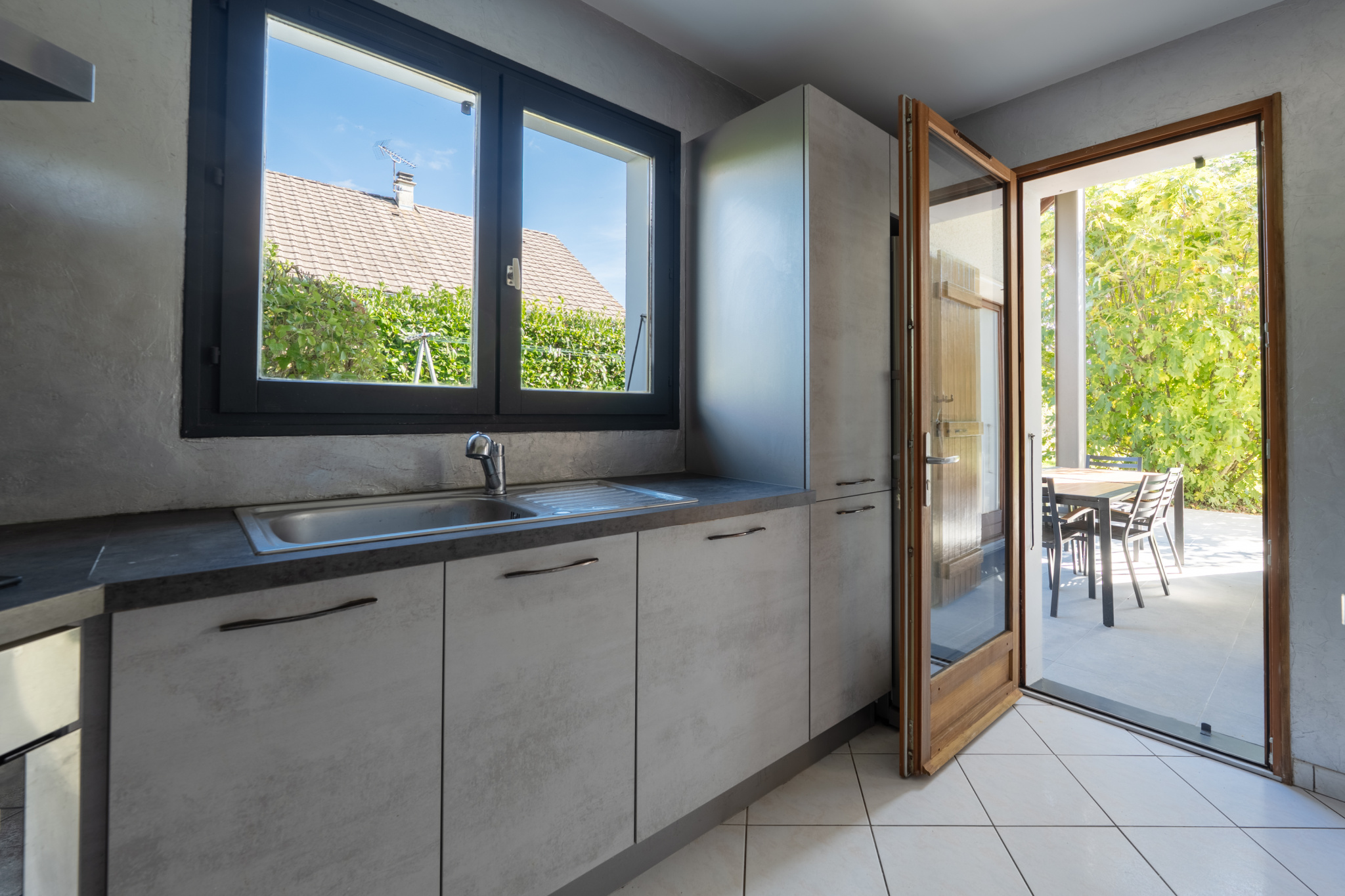 L'agence Leman property vous propose un Maison / Villa à la vente