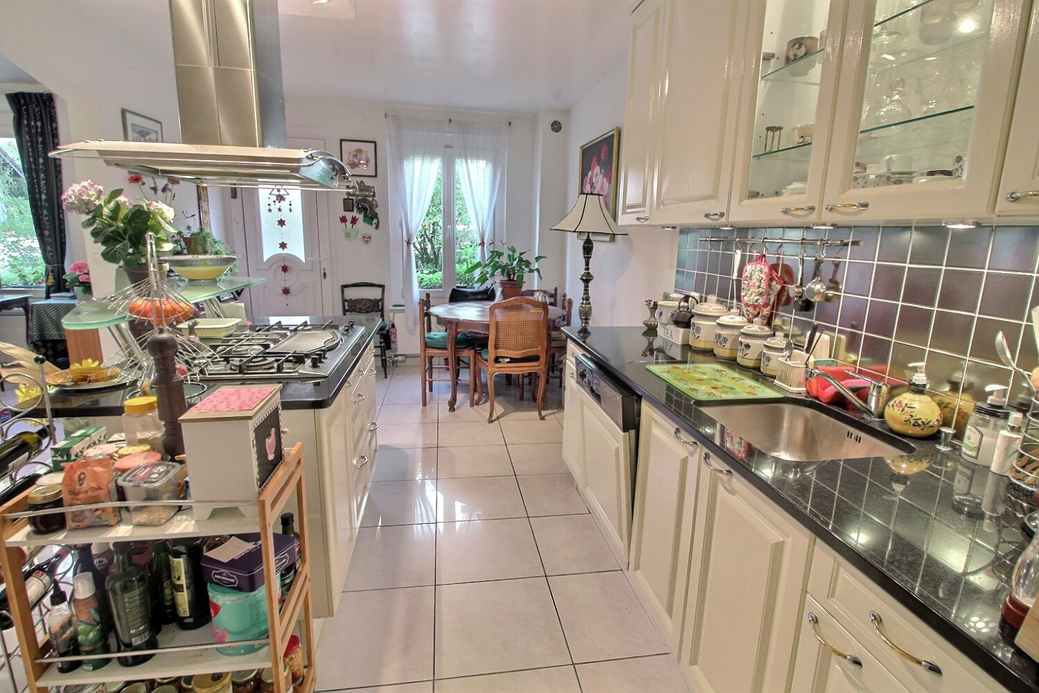 Maison / Villa en vente sur www.leman-property.com