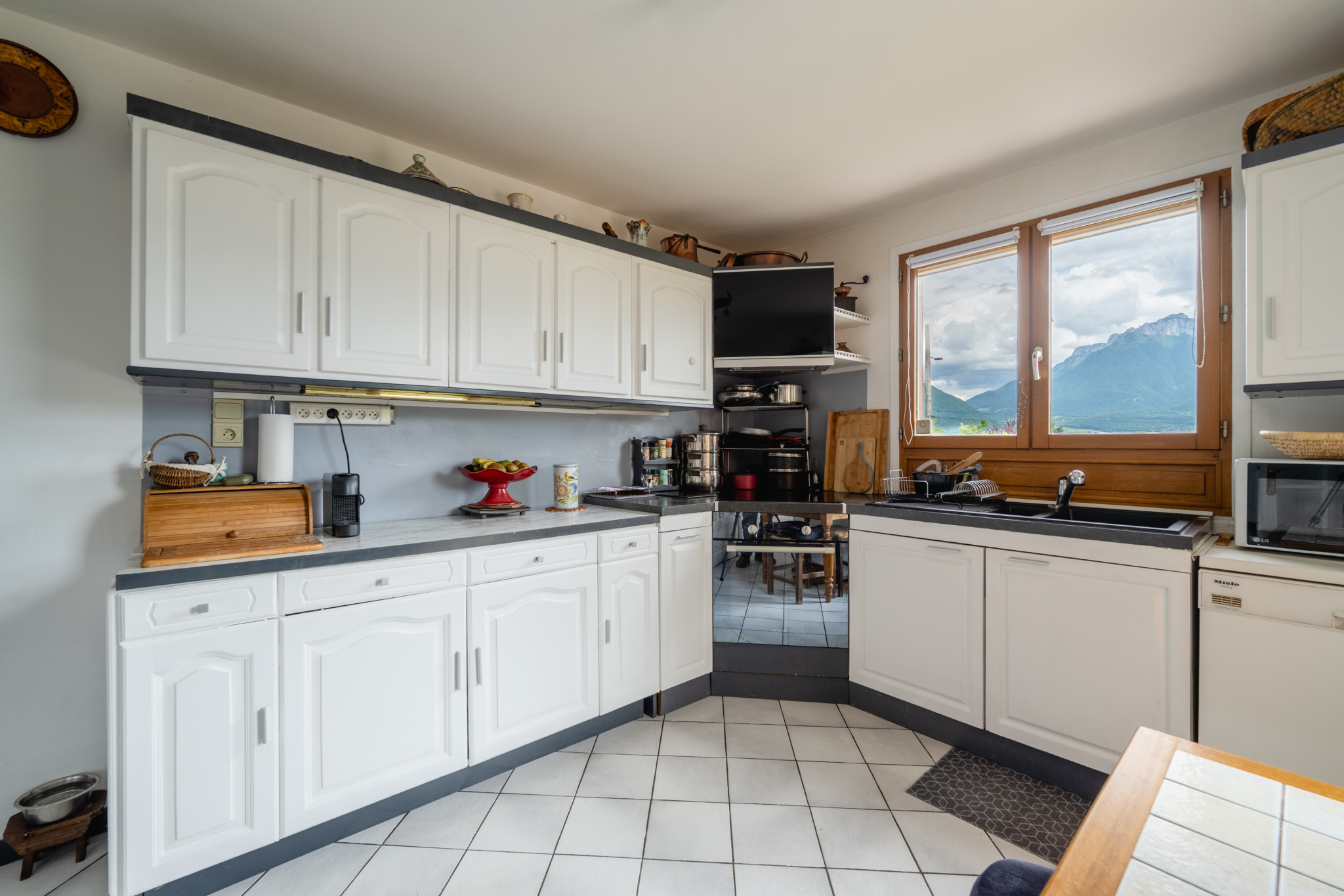 Maison / Villa de 152 m2 comprenant 9 pièces