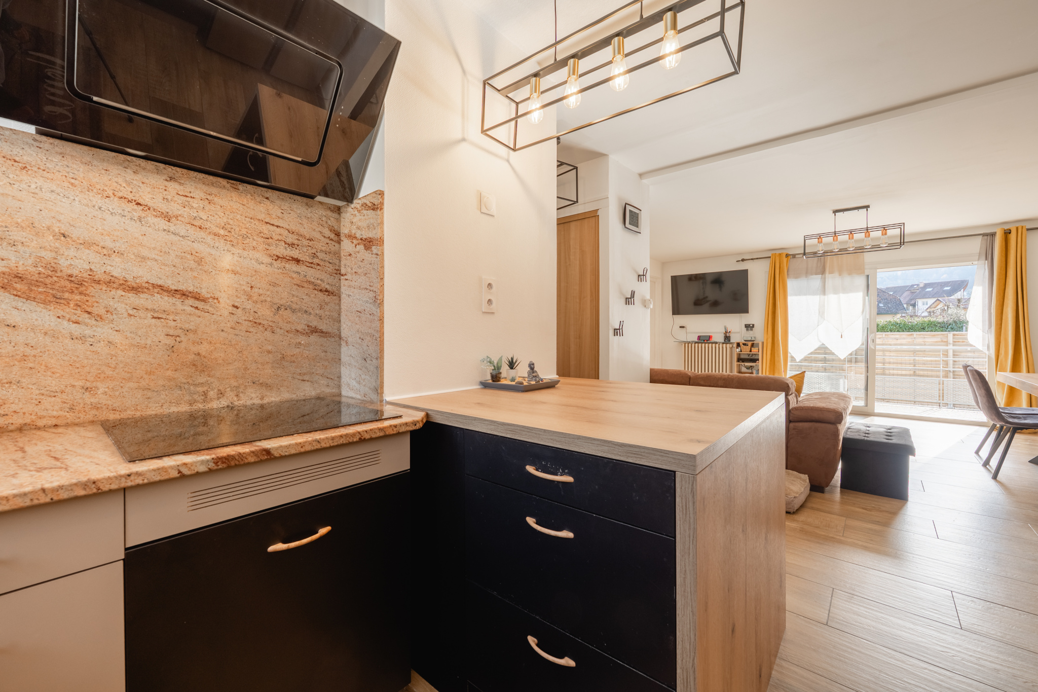 L'agence Leman property vous propose un Maison / Villa à la vente