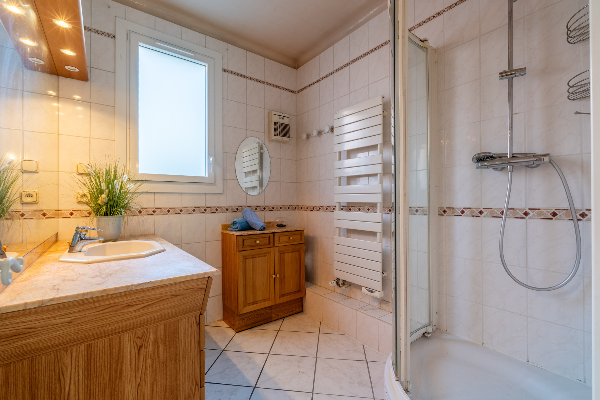 L'agence Leman property vous propose un Maison / Villa à la vente