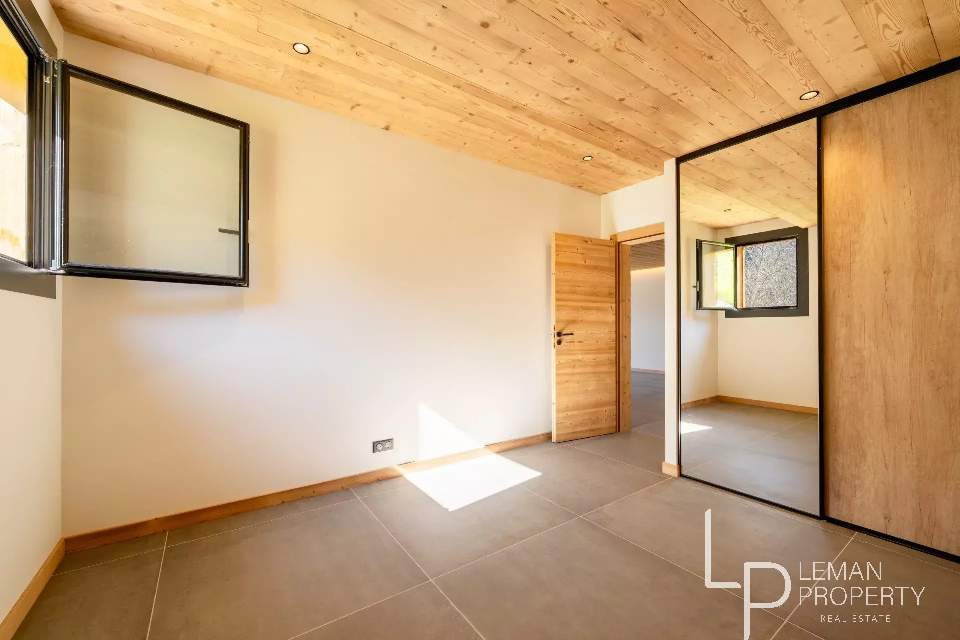 L'agence Leman property vous propose un Appartement à la vente