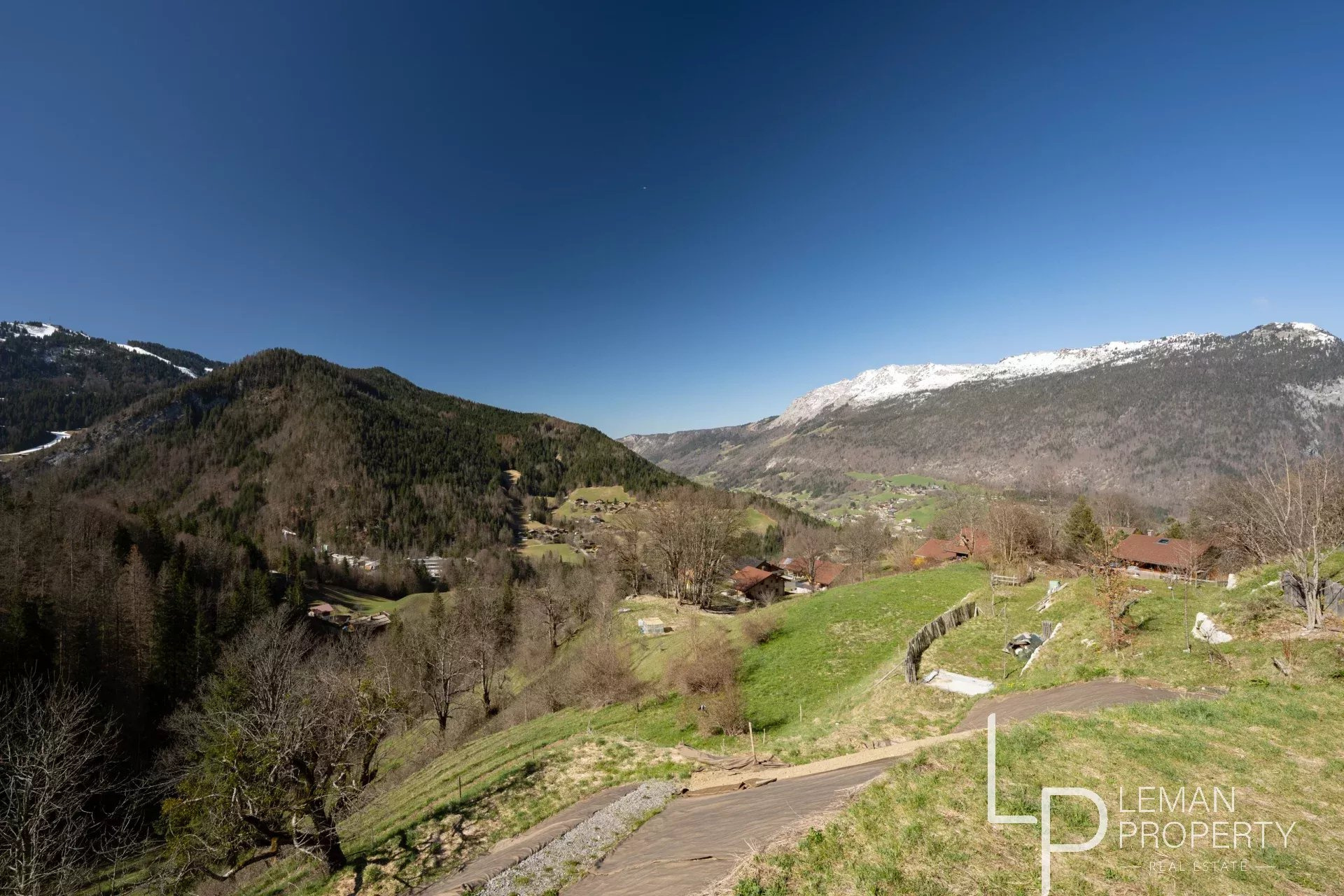 Appartement disponible à la vente à St jean de sixt