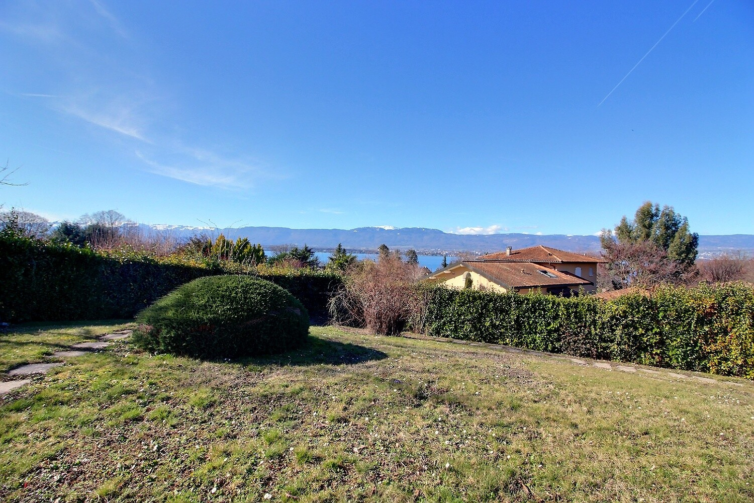 Maison / Villa de 205 m2 comprenant 8 pièces