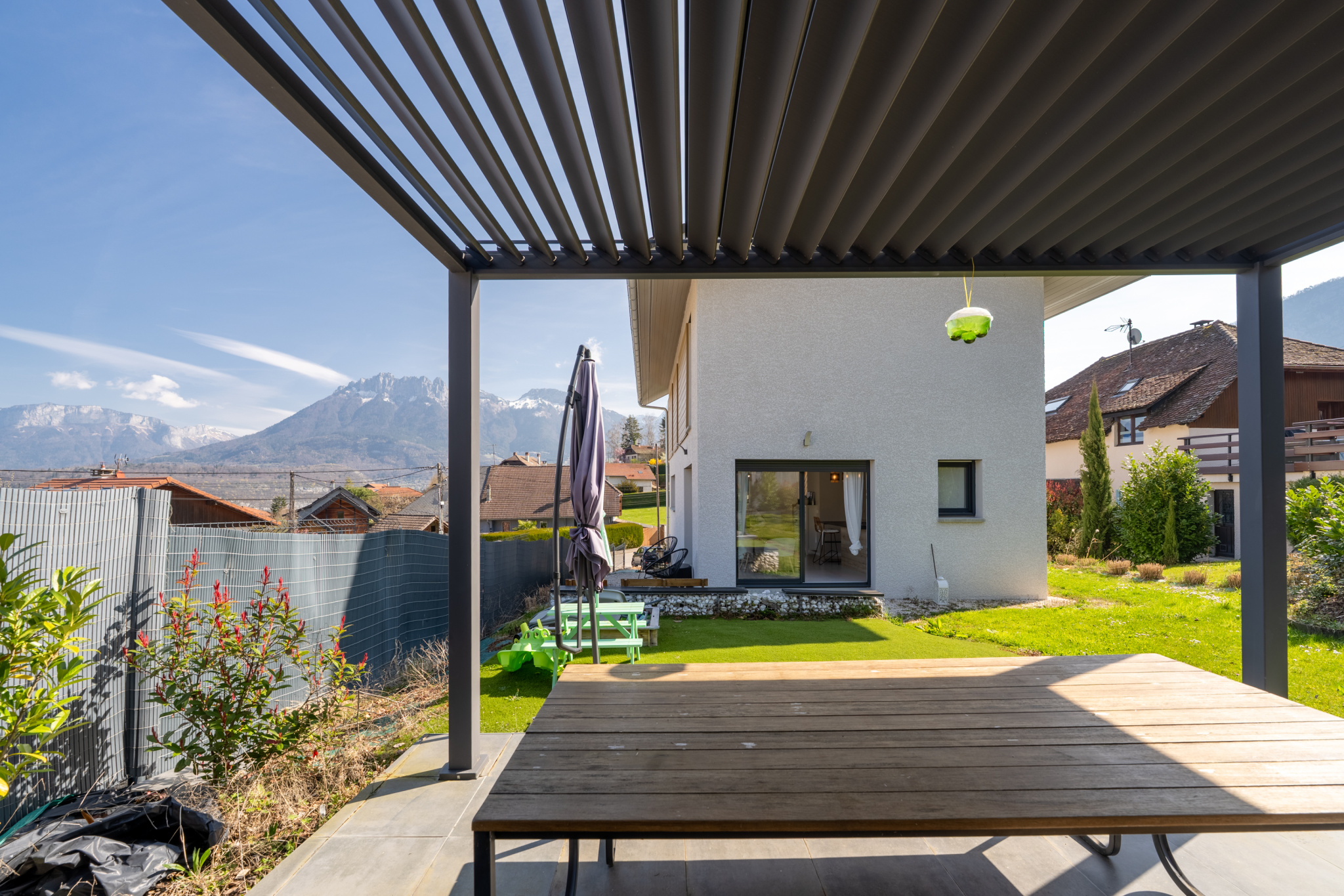 L'agence Leman property vous propose un Maison / Villa à la vente