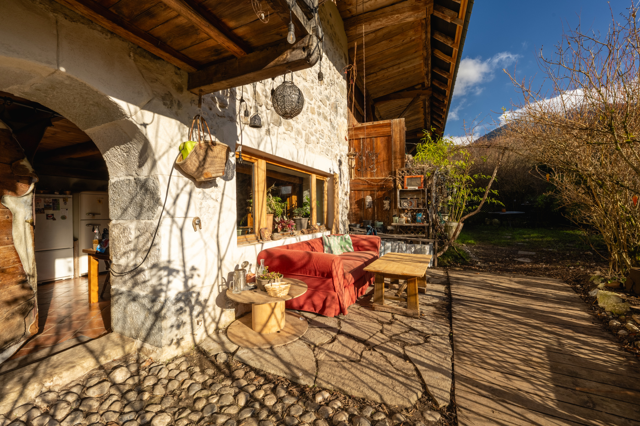 L'agence Leman property vous propose un Maison / Villa à la vente