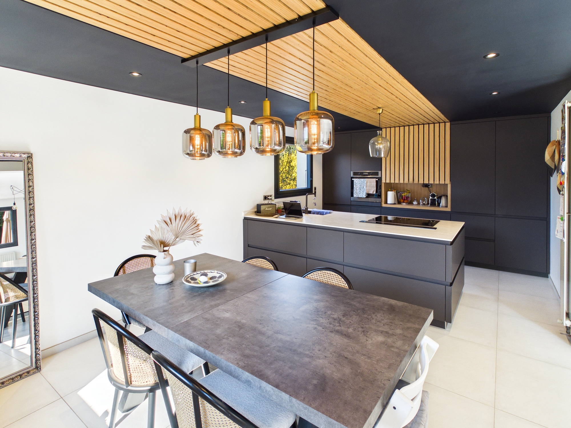 Maison / Villa de 140 m2 comprenant 5 pièces