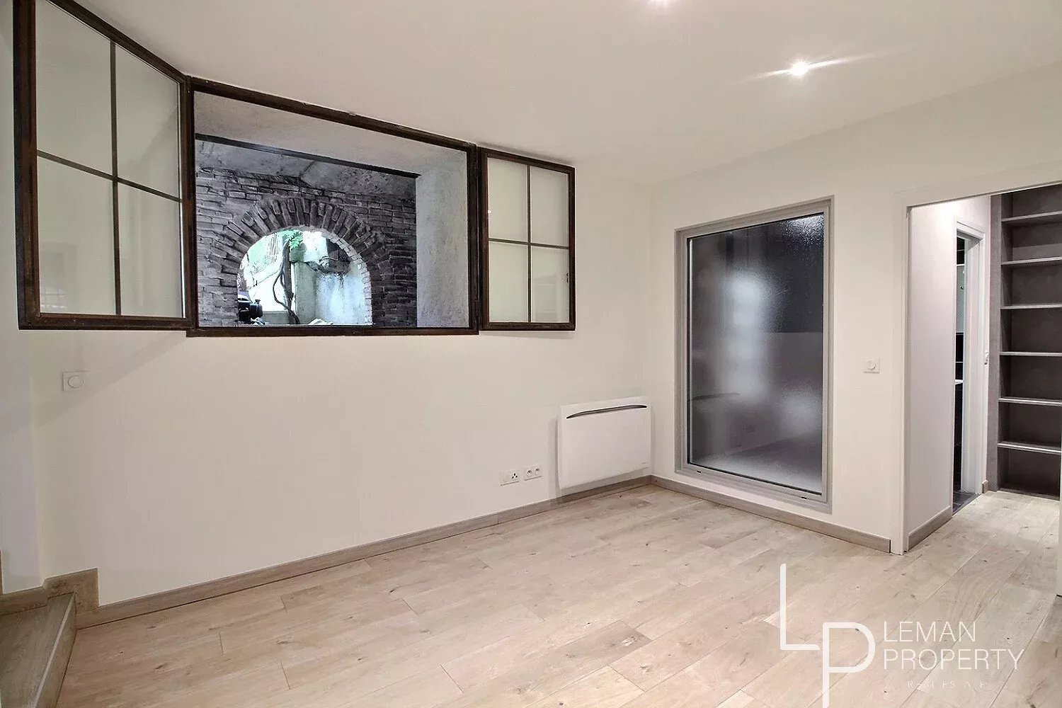 Location : CHENS-SUR-LEMAN – Appartement T2 de Standing