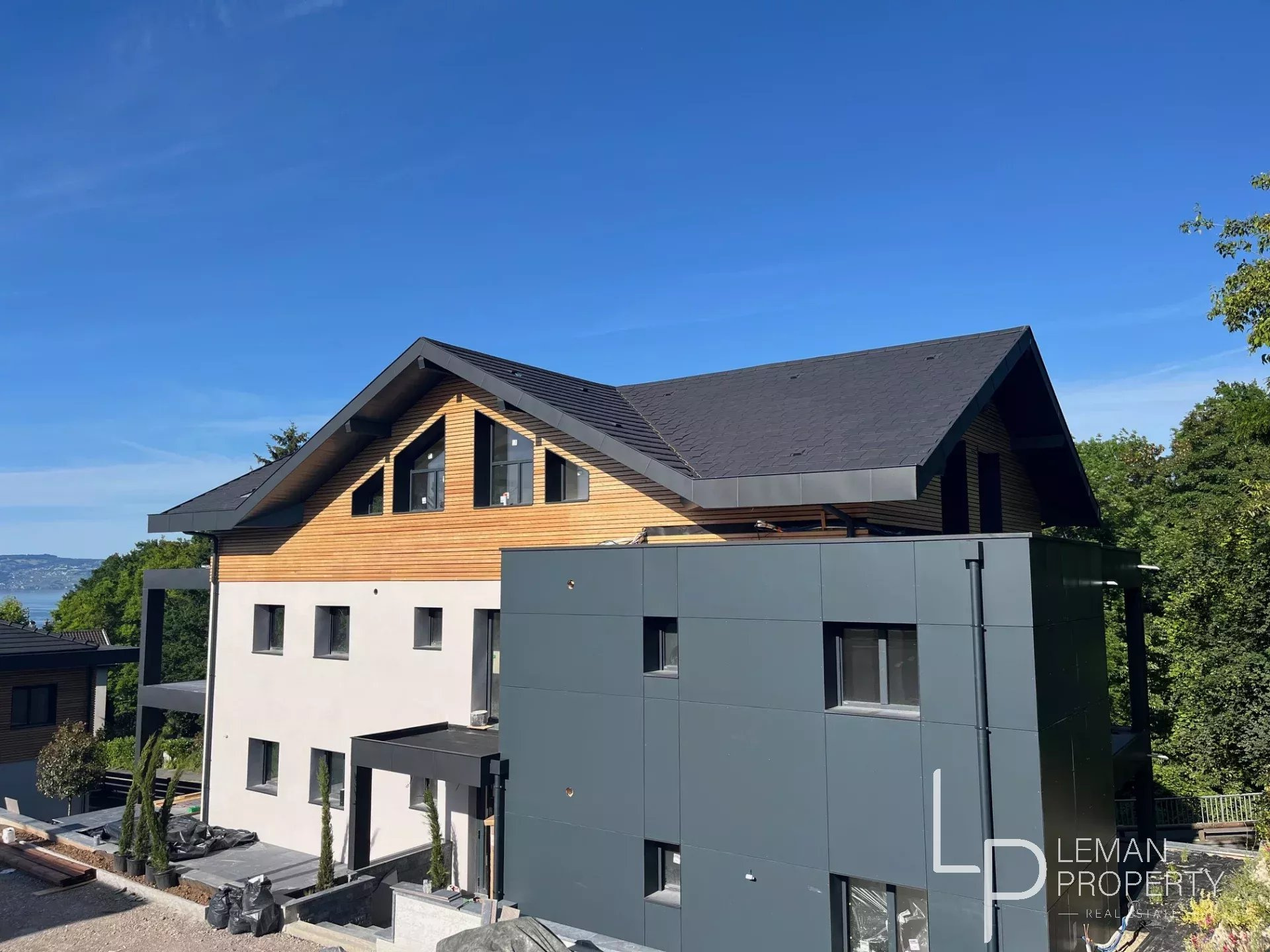 Appartement de 120 m2 comprenant 4 pièces