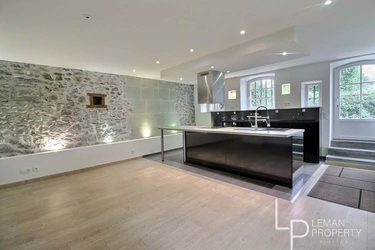 Location : CHENS-SUR-LEMAN – Appartement T2 de Standing