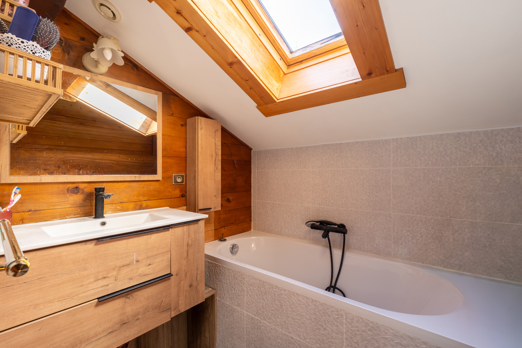 L'agence Leman property vous propose un Maison / Villa à la vente