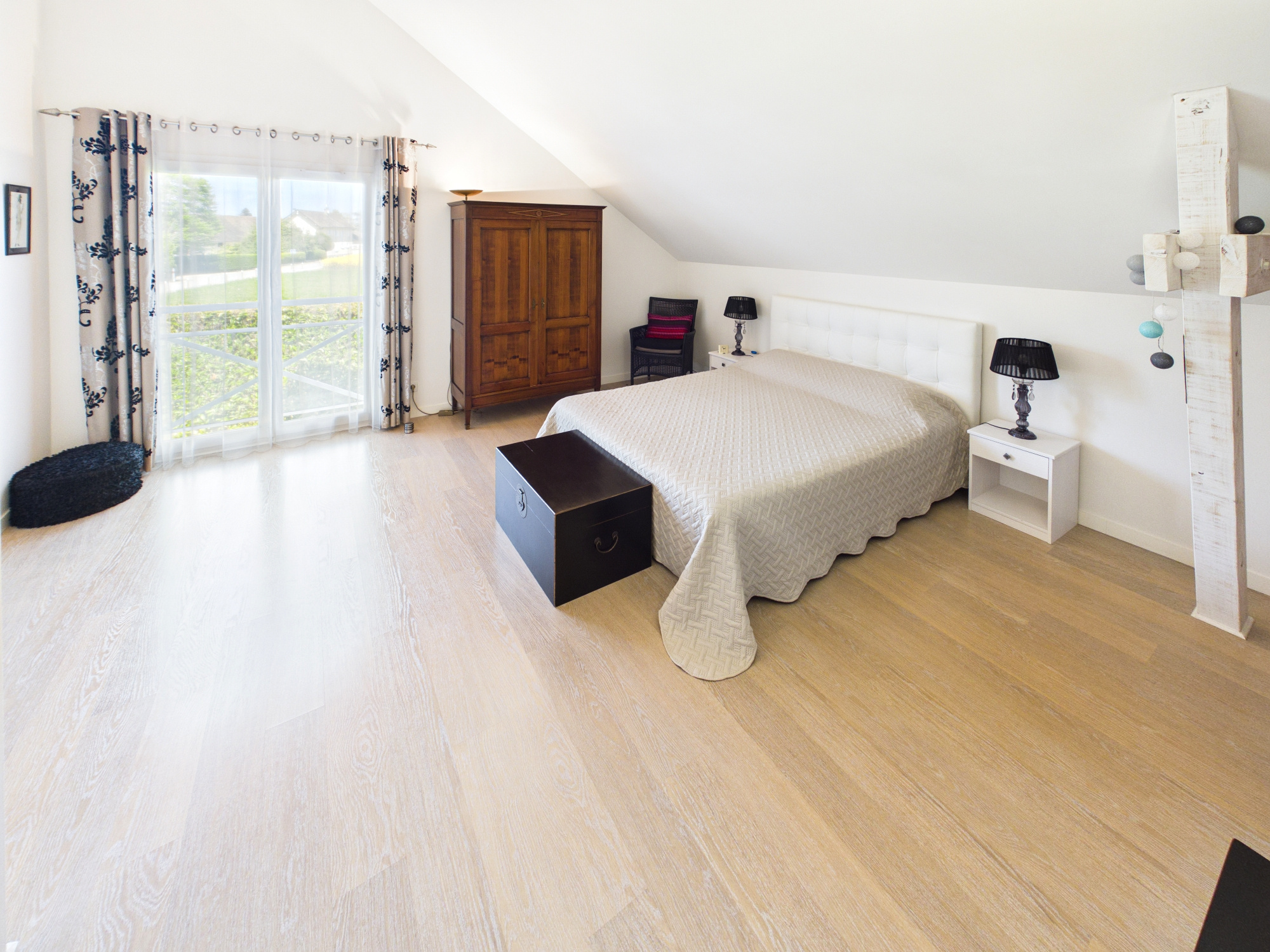 Maison / Villa en vente sur www.leman-property.com