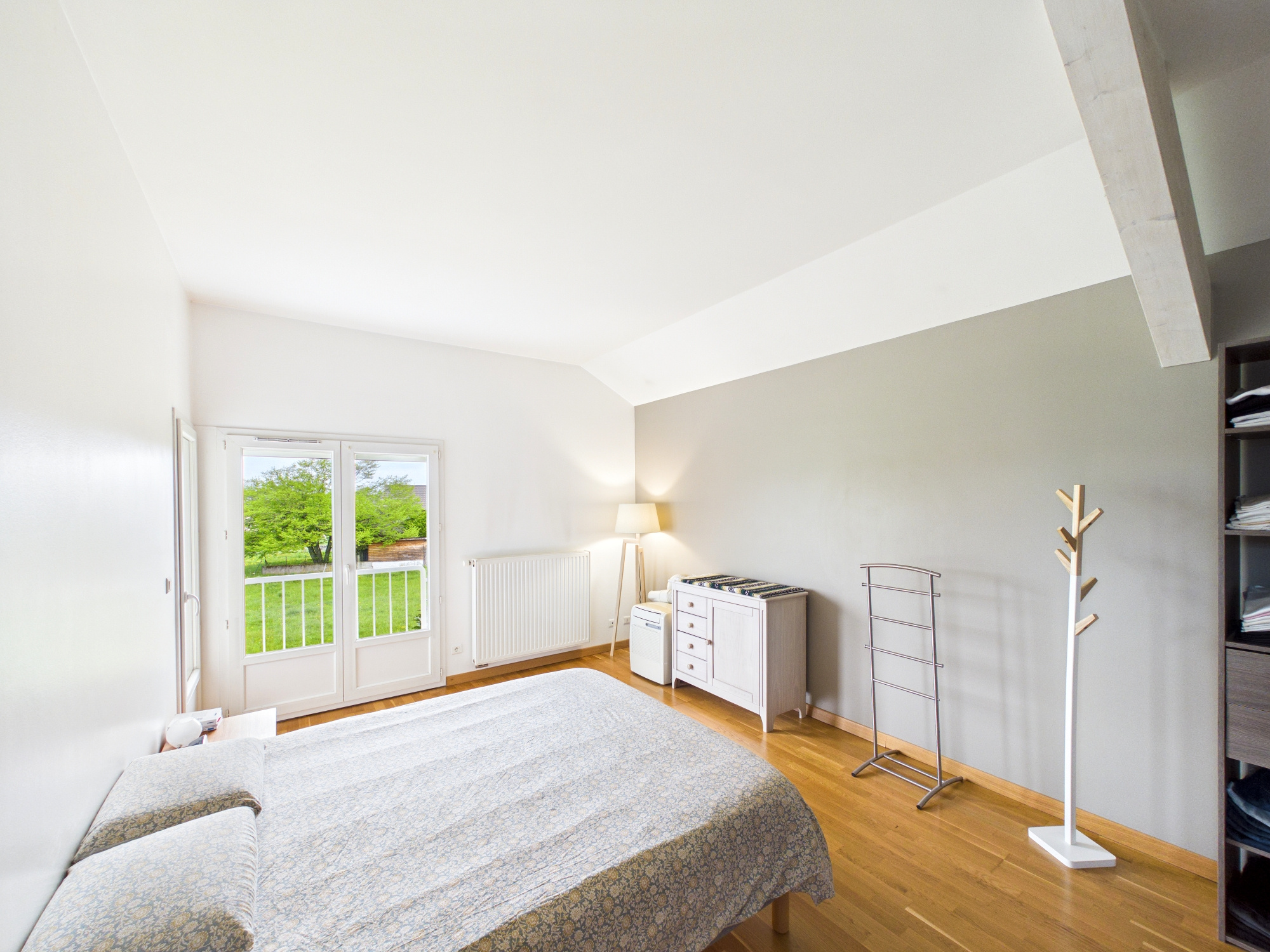 Maison / Villa de 180 m2 comprenant 6 pièces