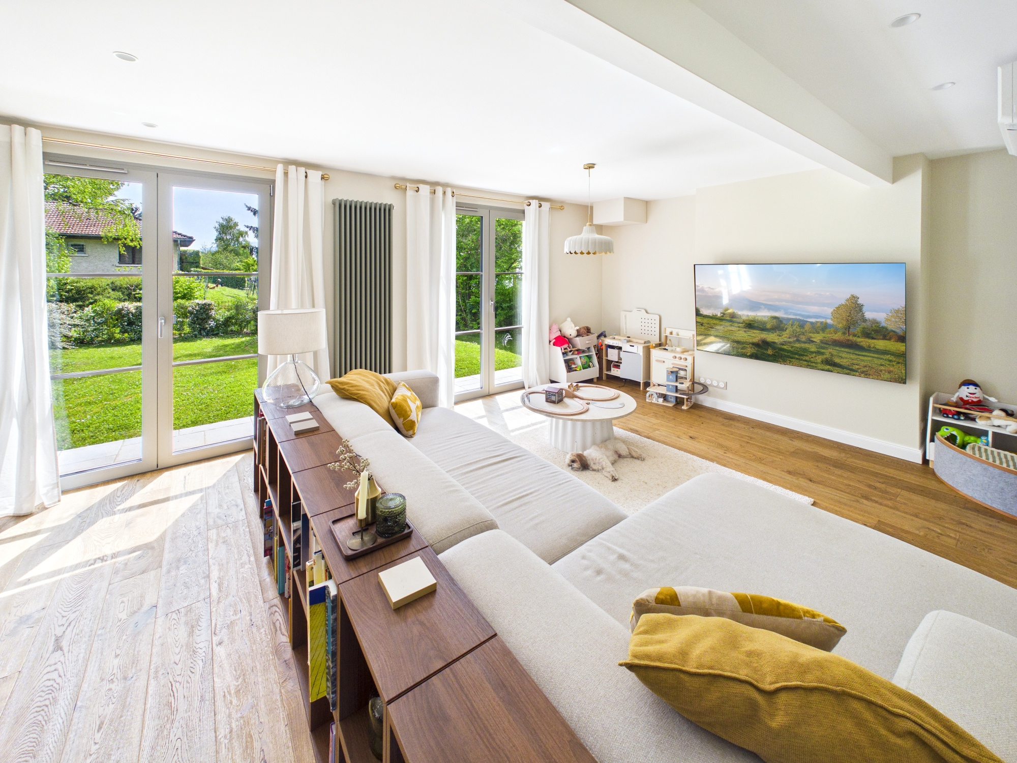 Maison / Villa en vente sur www.leman-property.com