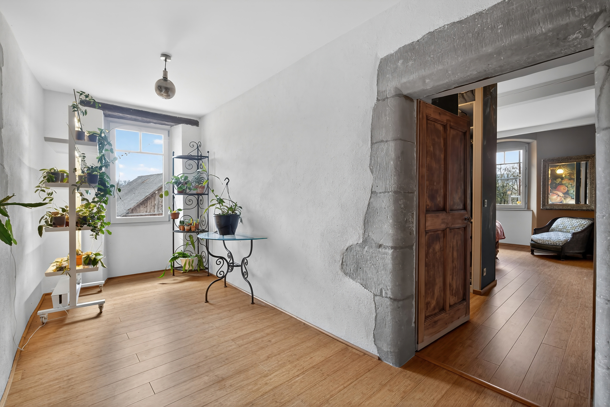 Château de 317 m2 comprenant 7 pièces