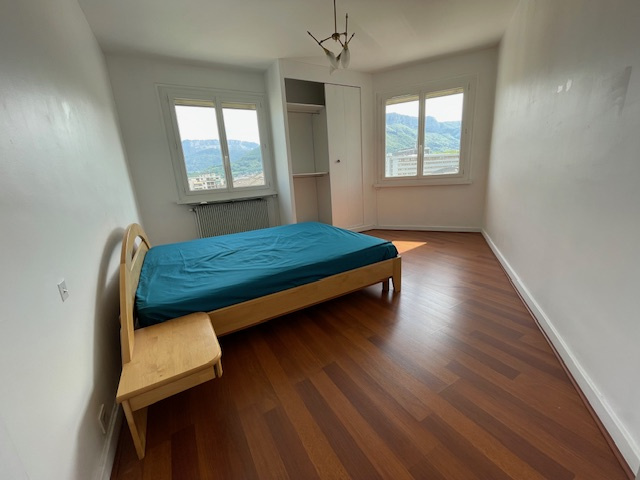 Appartement de 90 m2 comprenant 3 pièces