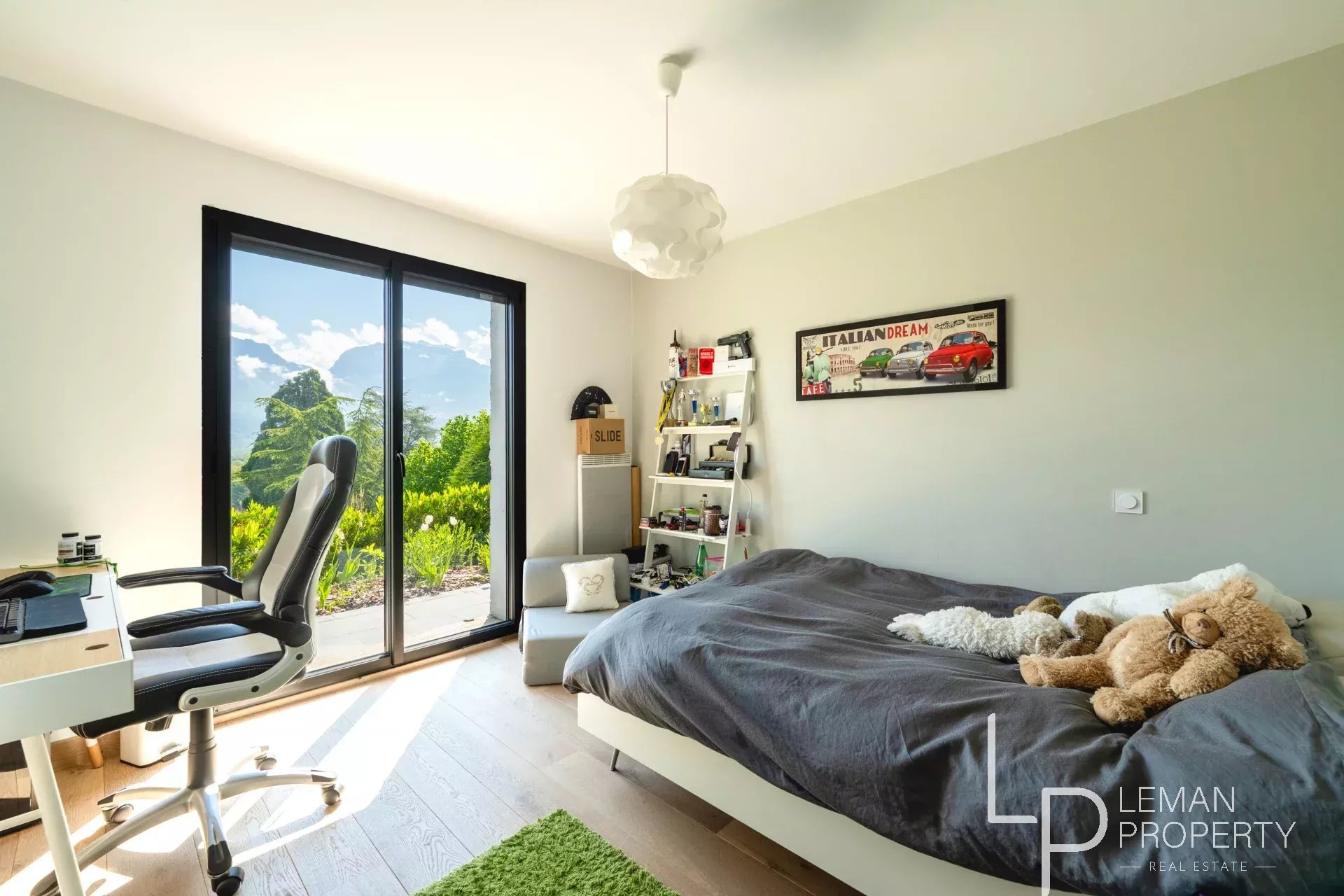 Maison / Villa en vente sur www.leman-property.com