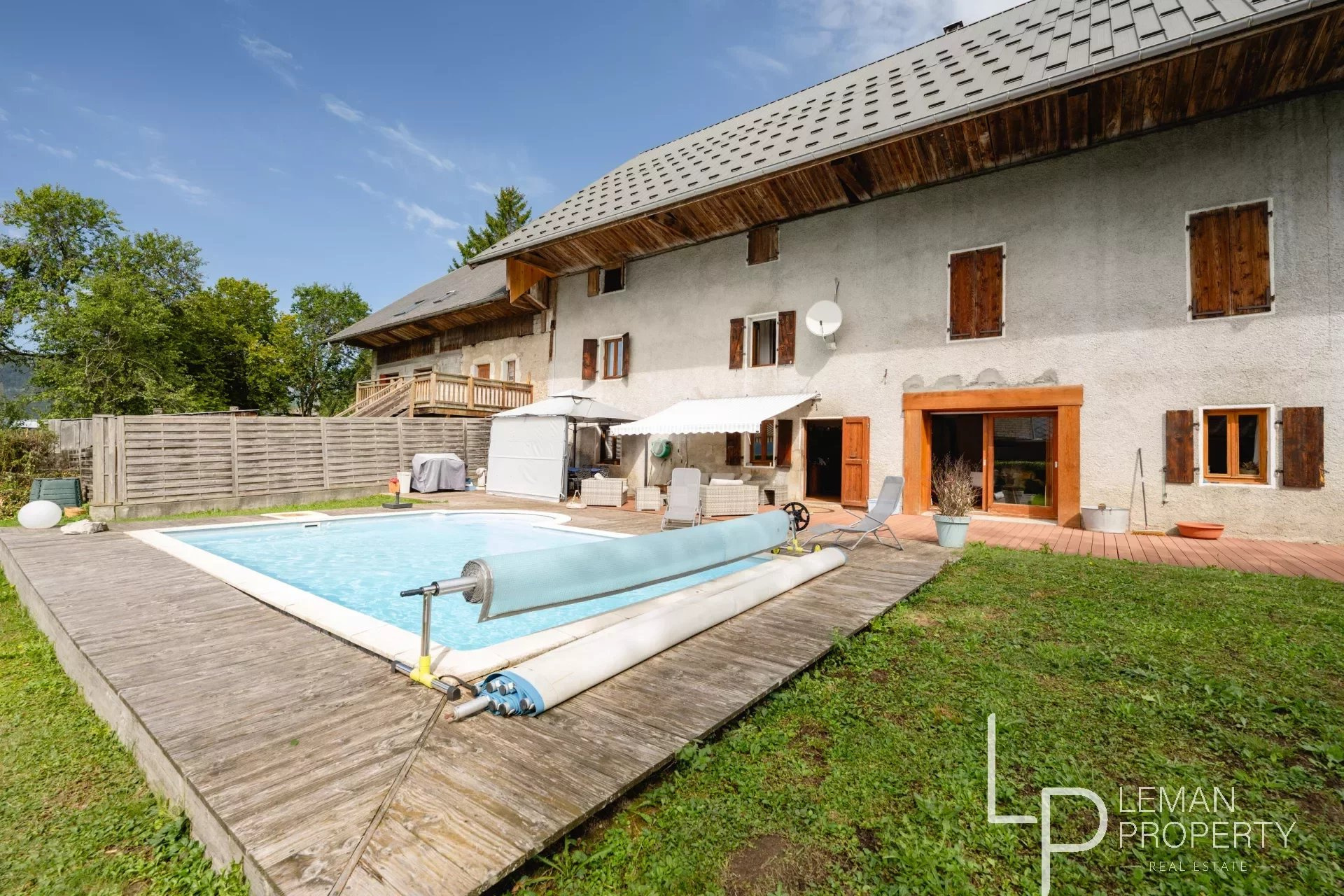 Maison / Villa en vente sur www.leman-property.com