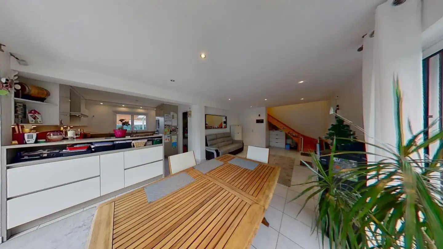 Maison / Villa de 90 m2 comprenant 4 pièces
