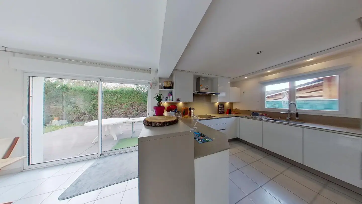L'agence Leman property vous propose un Maison / Villa à la vente