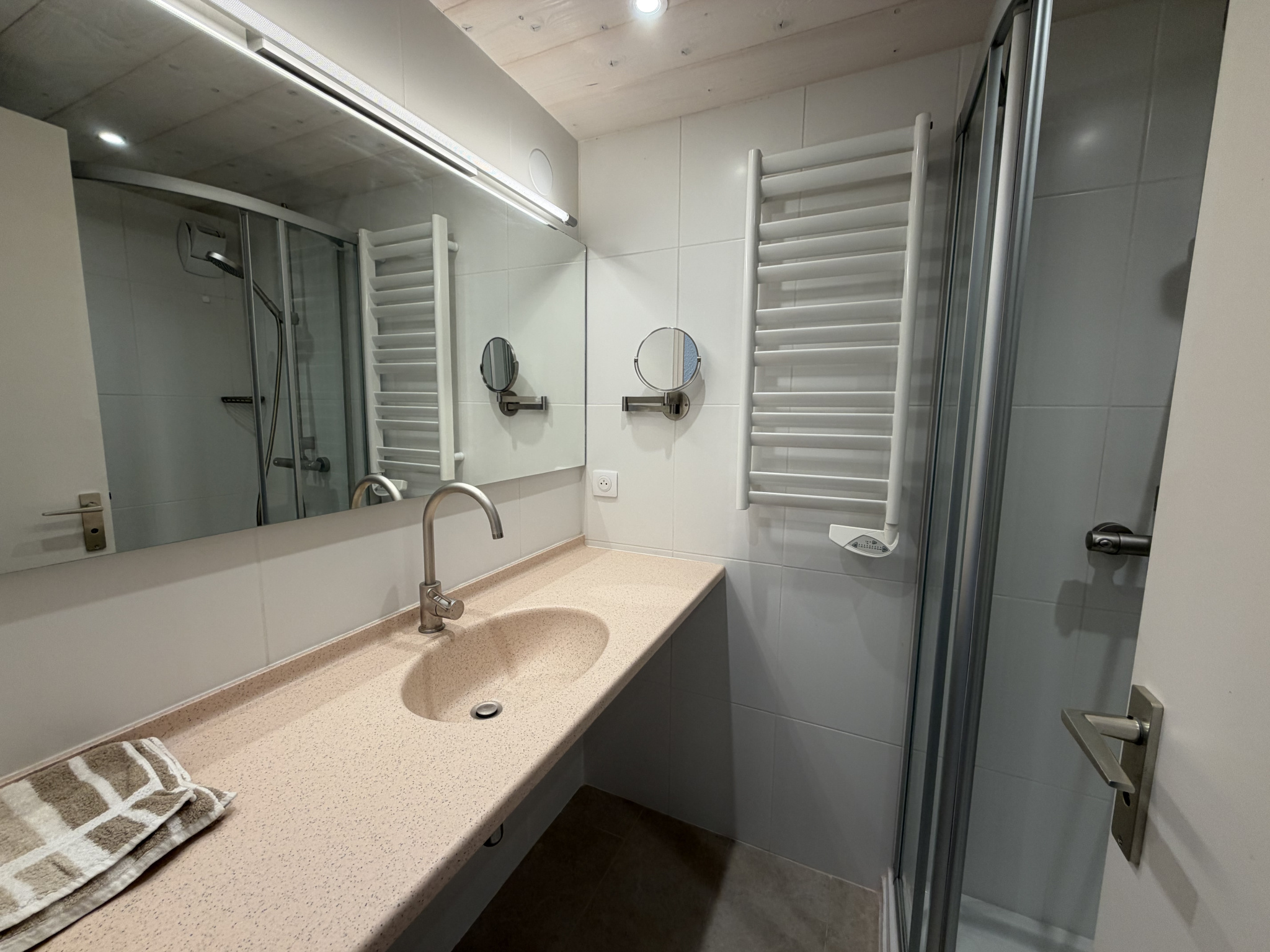 L'agence Leman property vous propose un Appartement à la vente