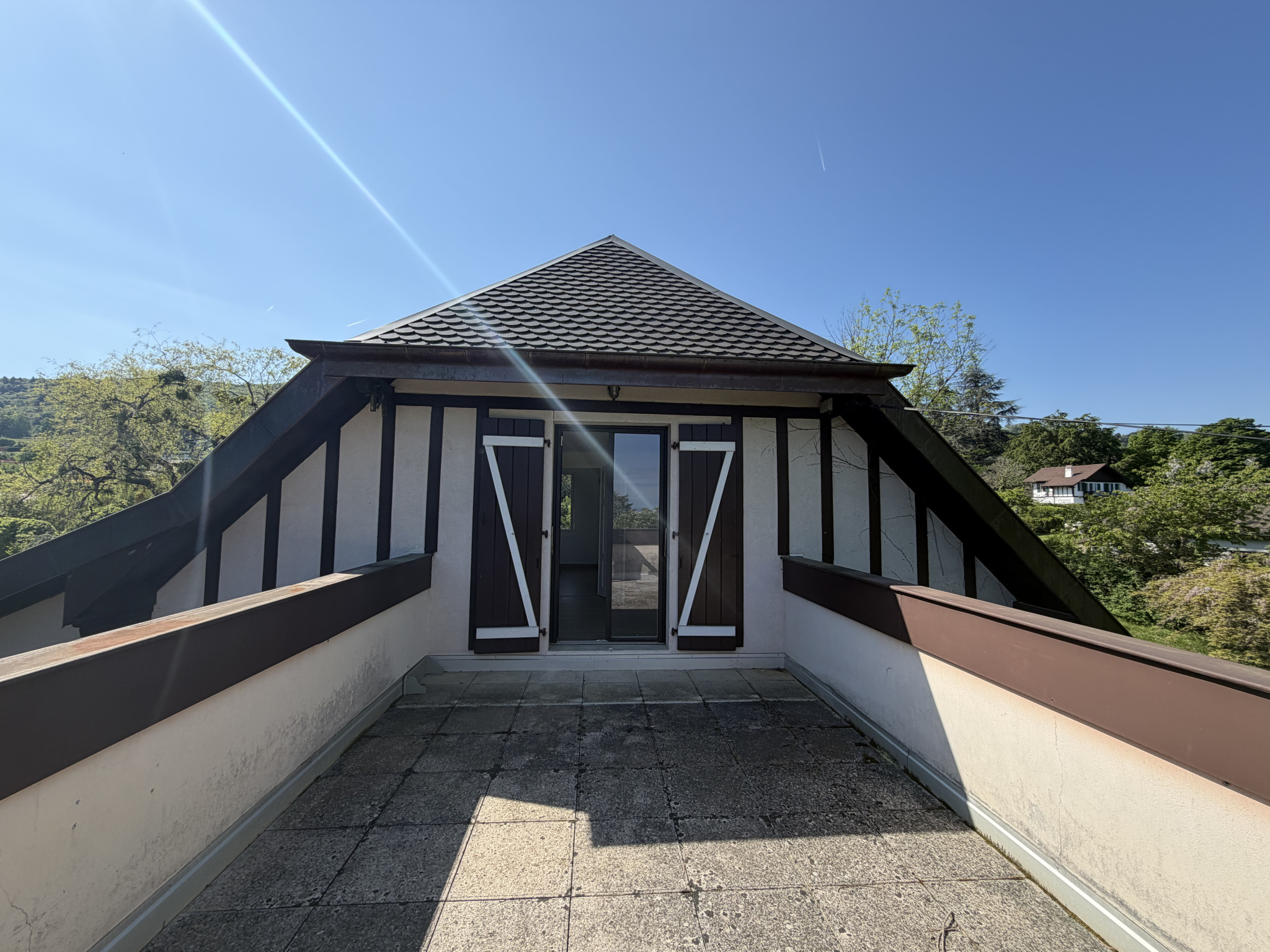 Maison / Villa en vente sur www.leman-property.com