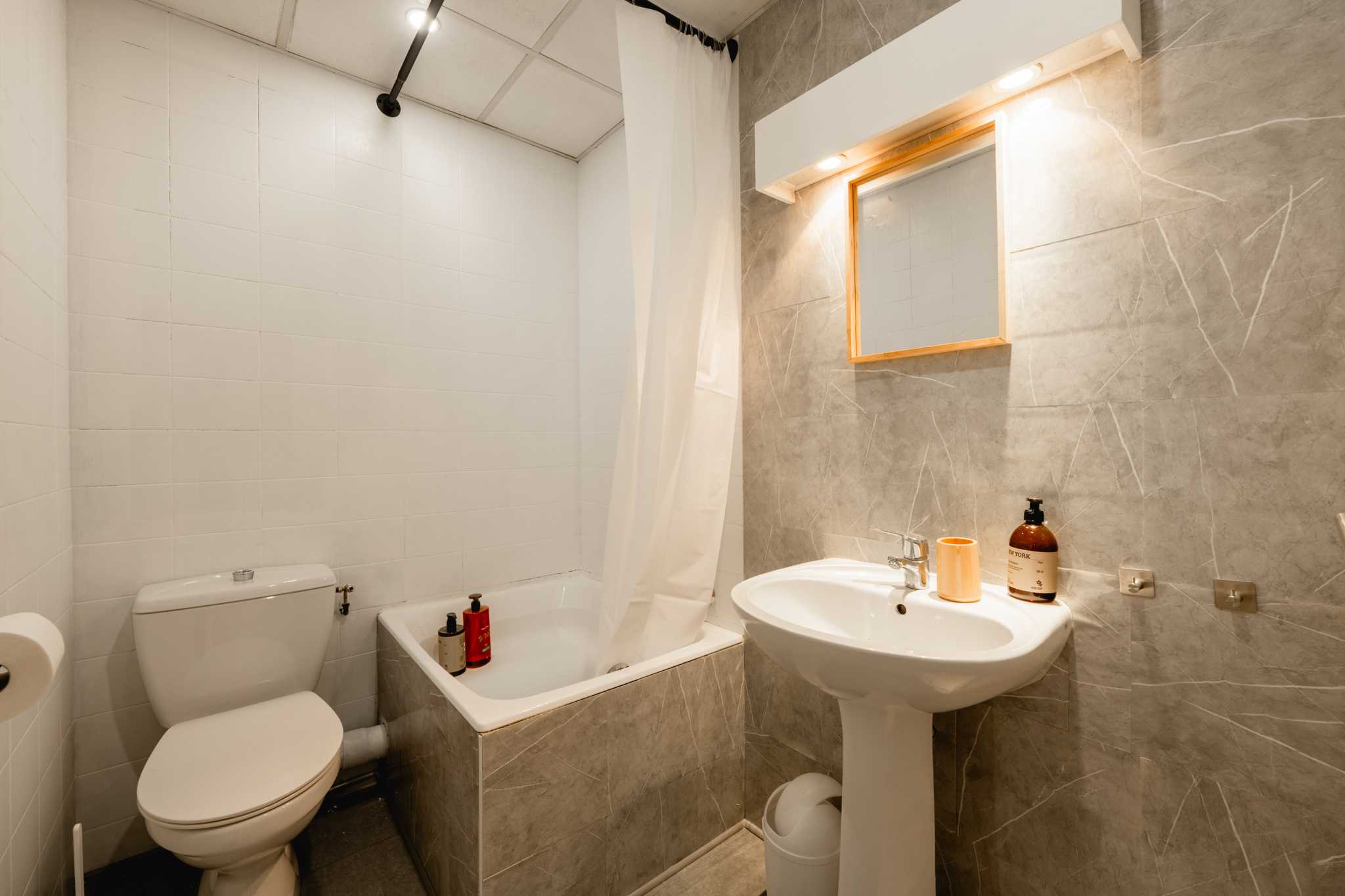SEVRIER – Appartement 5 chambres avec salles de bain privatives