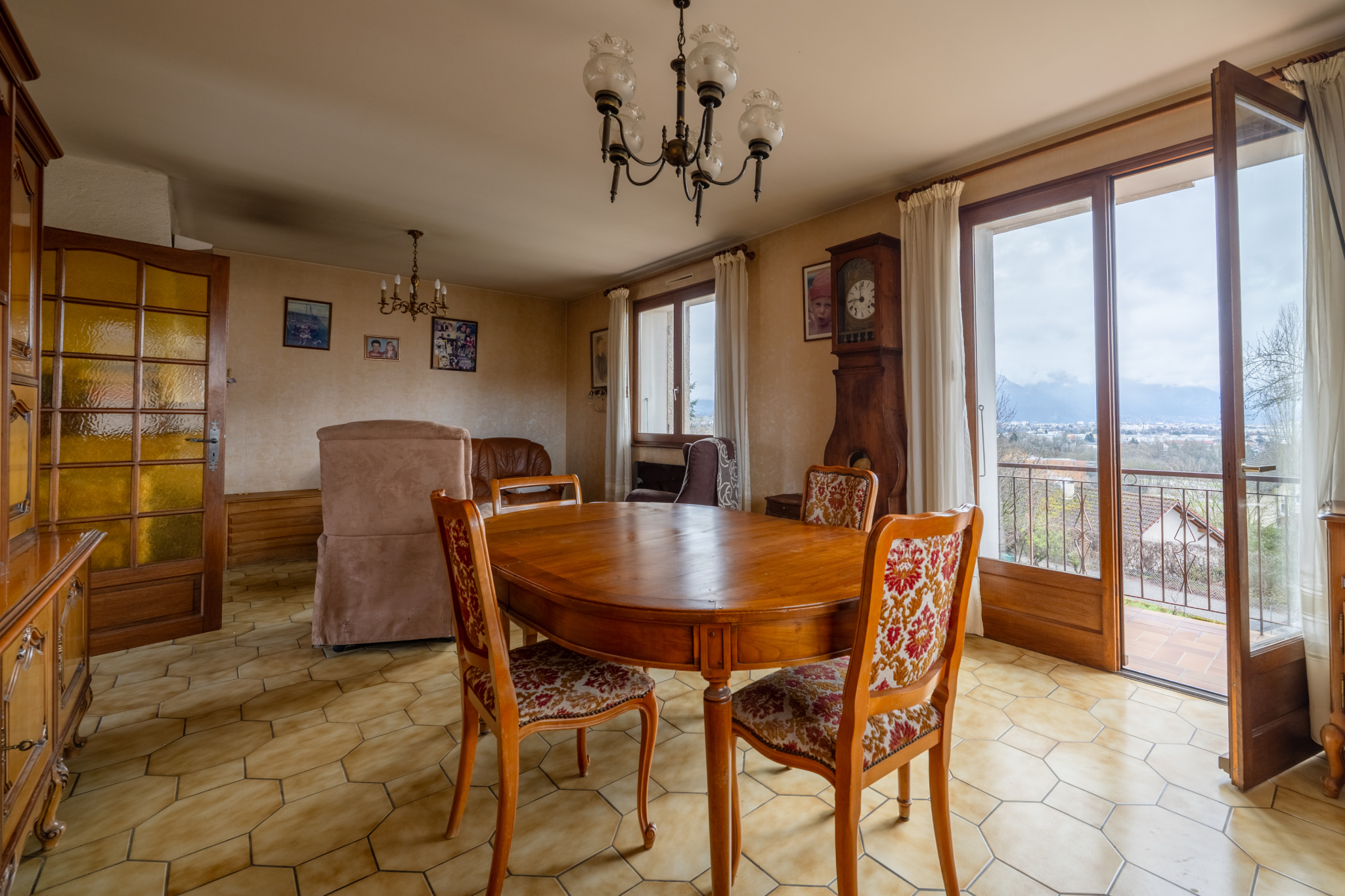 L'agence Leman property vous propose un Maison / Villa à la vente