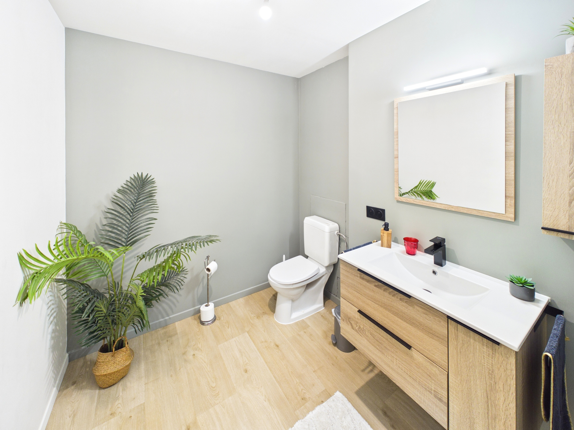 EN EXCLUSIVITE – Belle maison de plain-pied rénovée avec goût