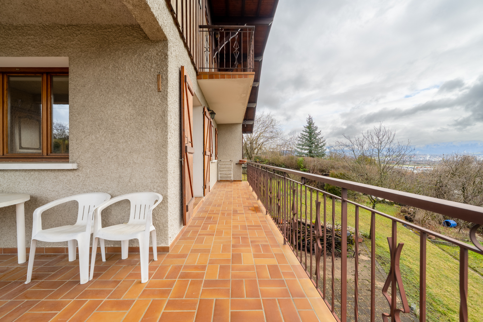 Maison / Villa en vente sur www.leman-property.com