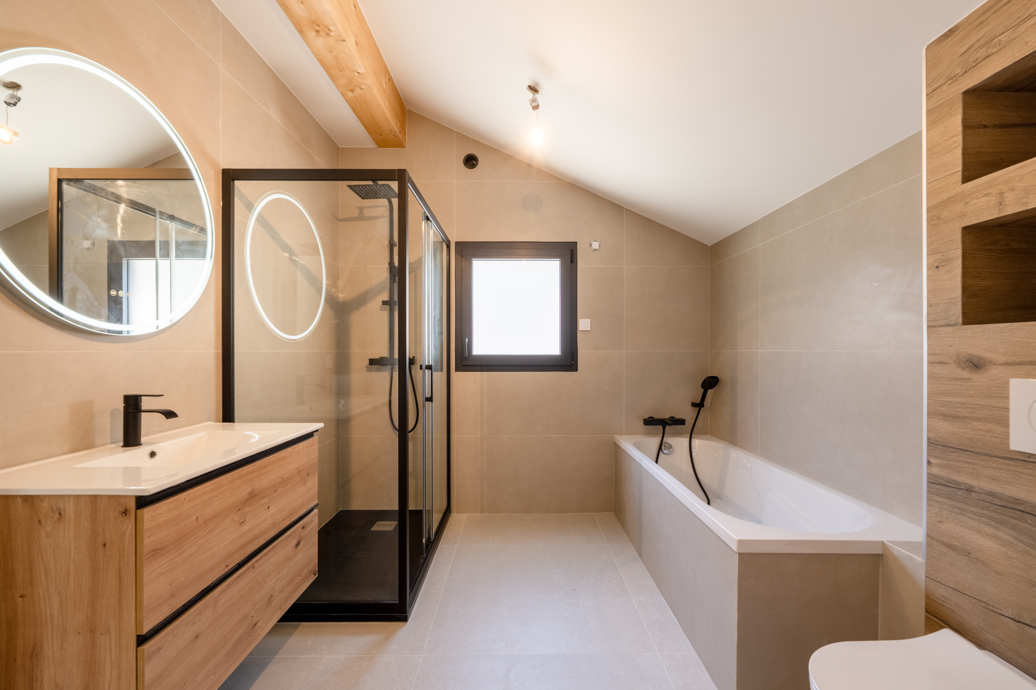L'agence Leman property vous propose un Maison / Villa à la vente