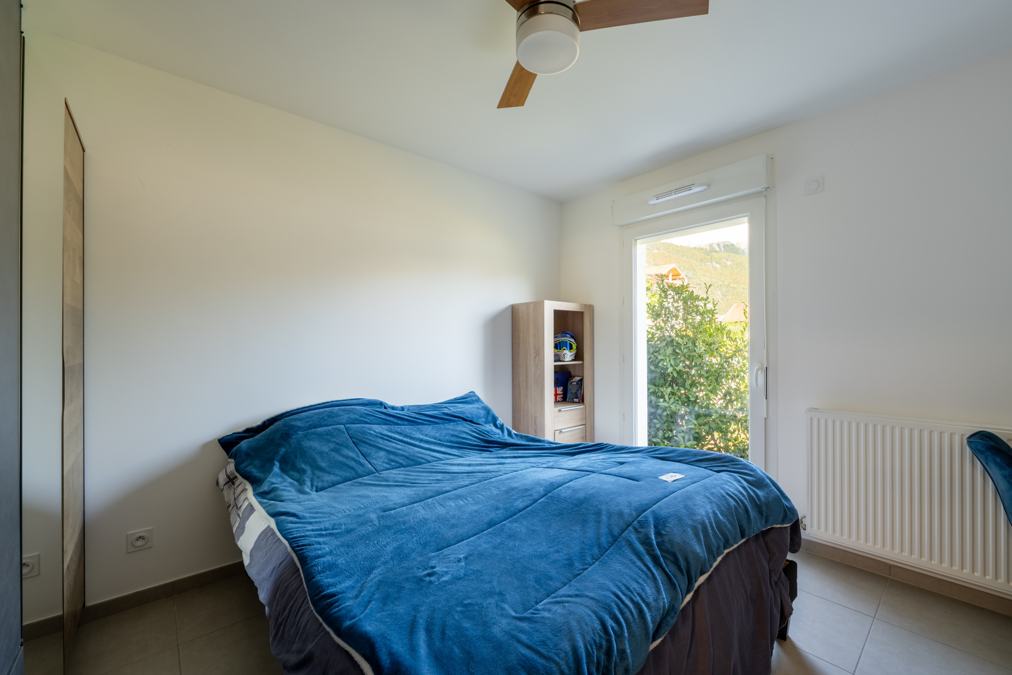 DOUSSARD – Appartement T4 lumineux avec jardin