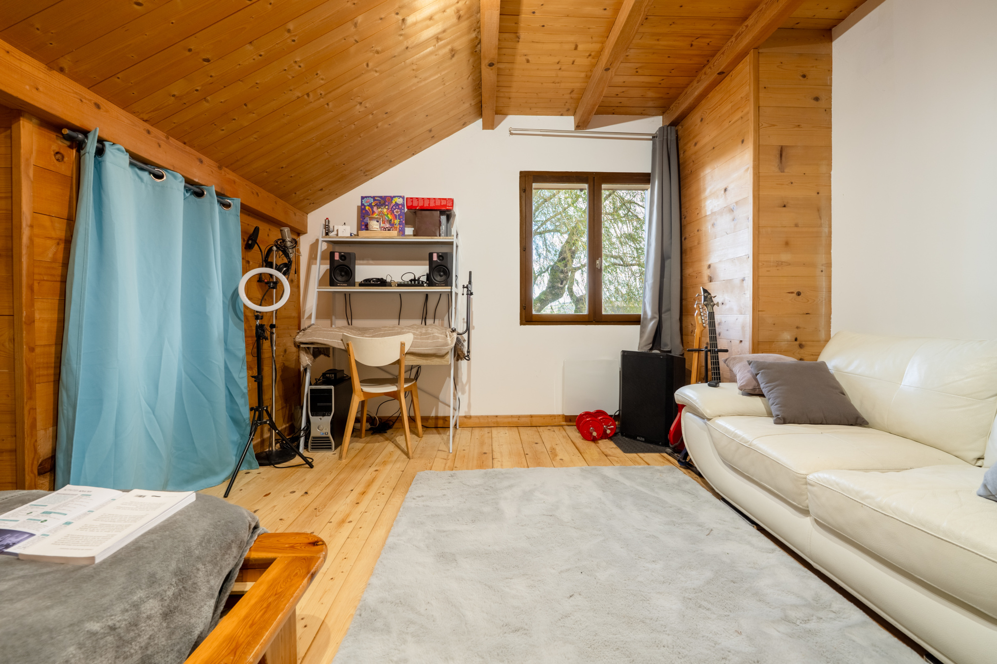 L'agence Leman property vous propose un Maison / Villa à la vente