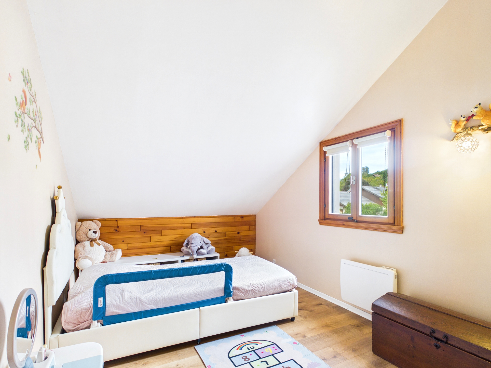 Maison / Villa disponible à la vente à Cranves Sales
