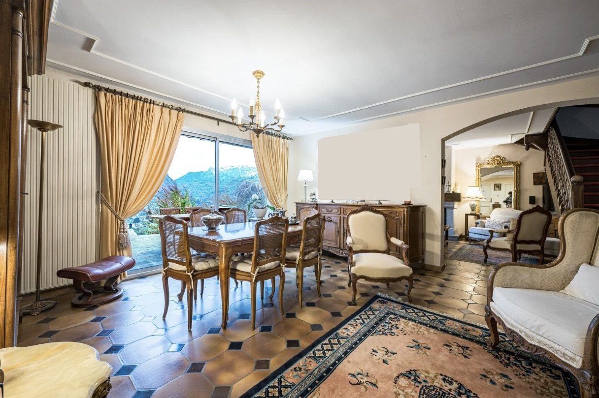 Maison / Villa disponible à la vente à Ugine