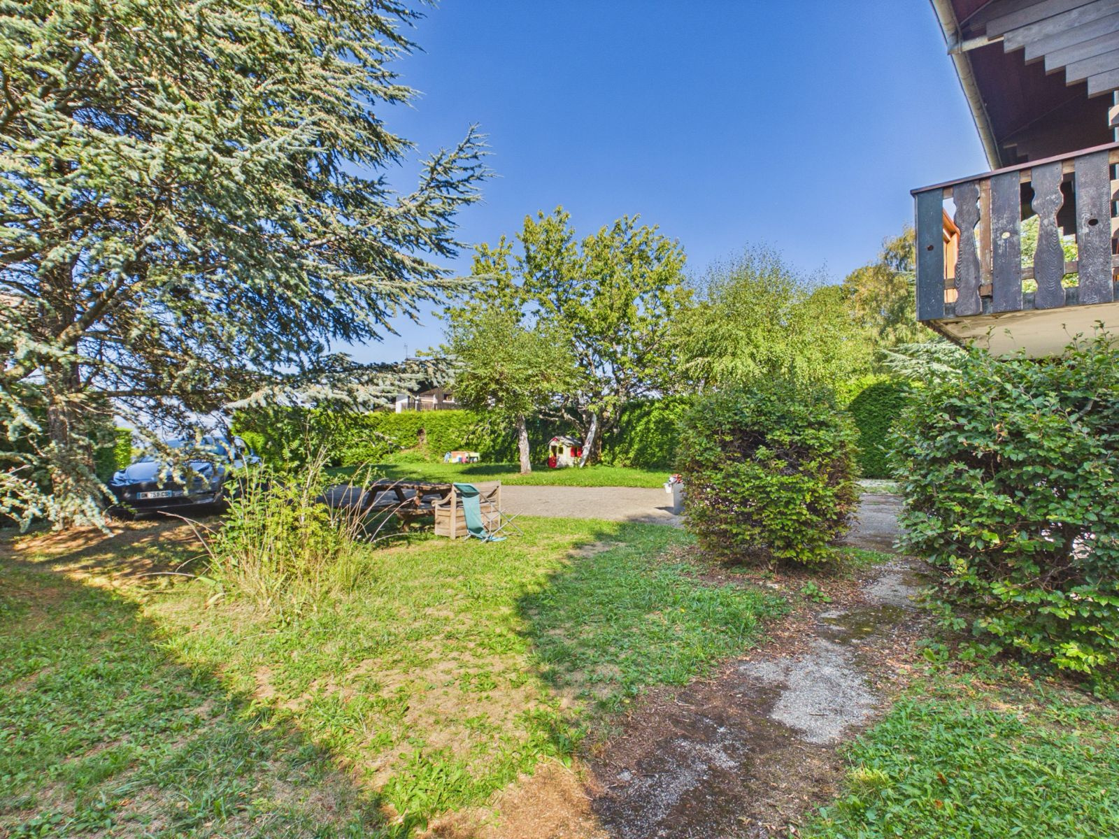 Maison / Villa en vente sur www.leman-property.com