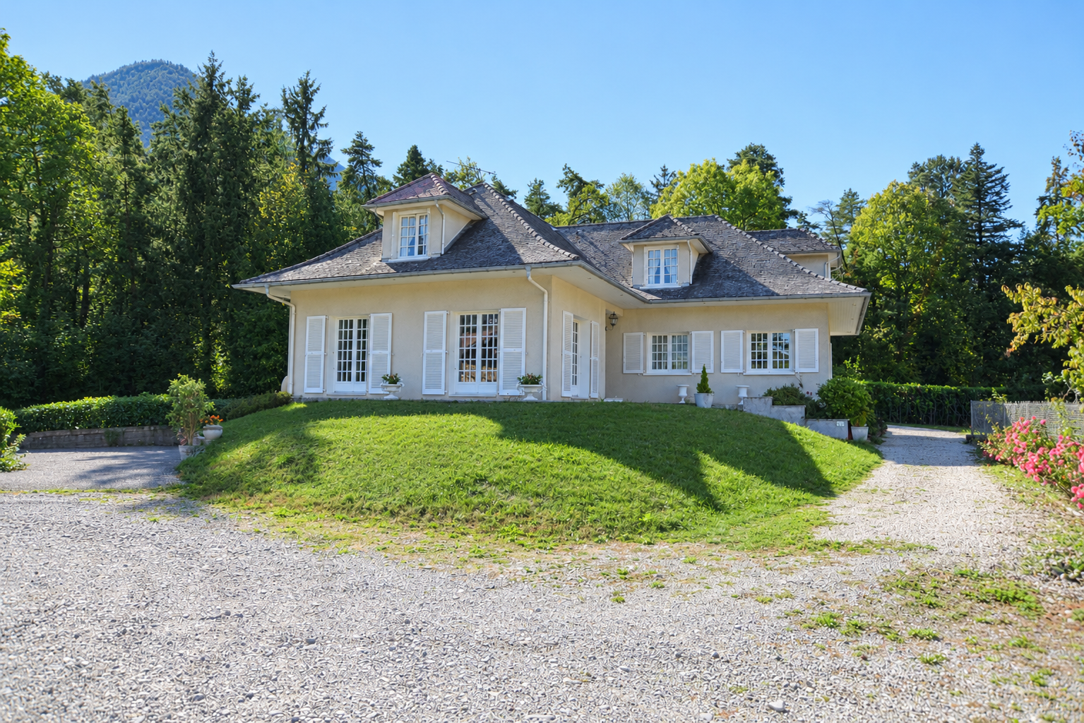 Vente de Maison / Villa d'une surface de 228 m2