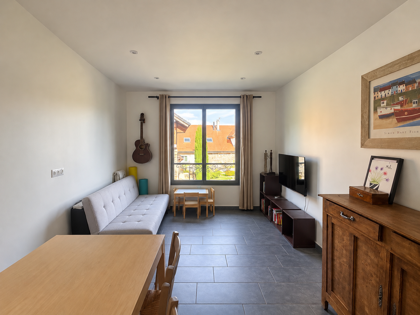 Maison / Villa de 92 m2 comprenant 4 pièces